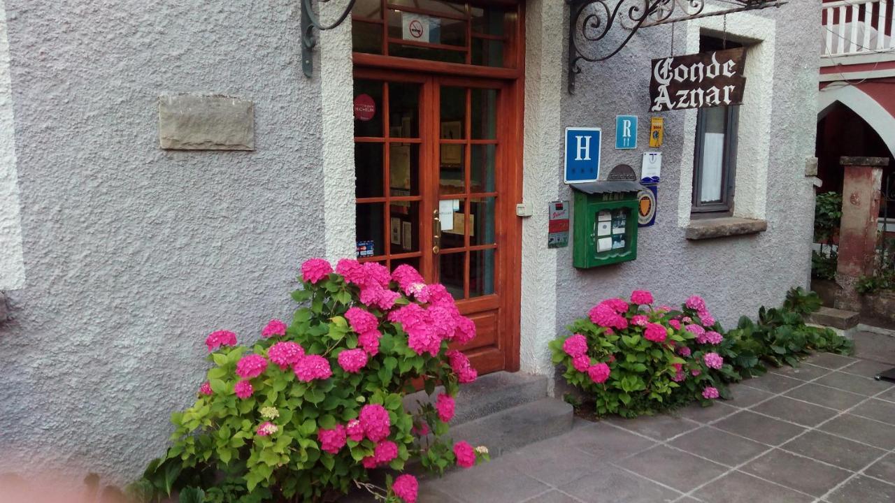 Conde Aznar Jaca Exterior foto